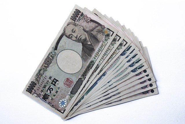 notes of Japanese yen